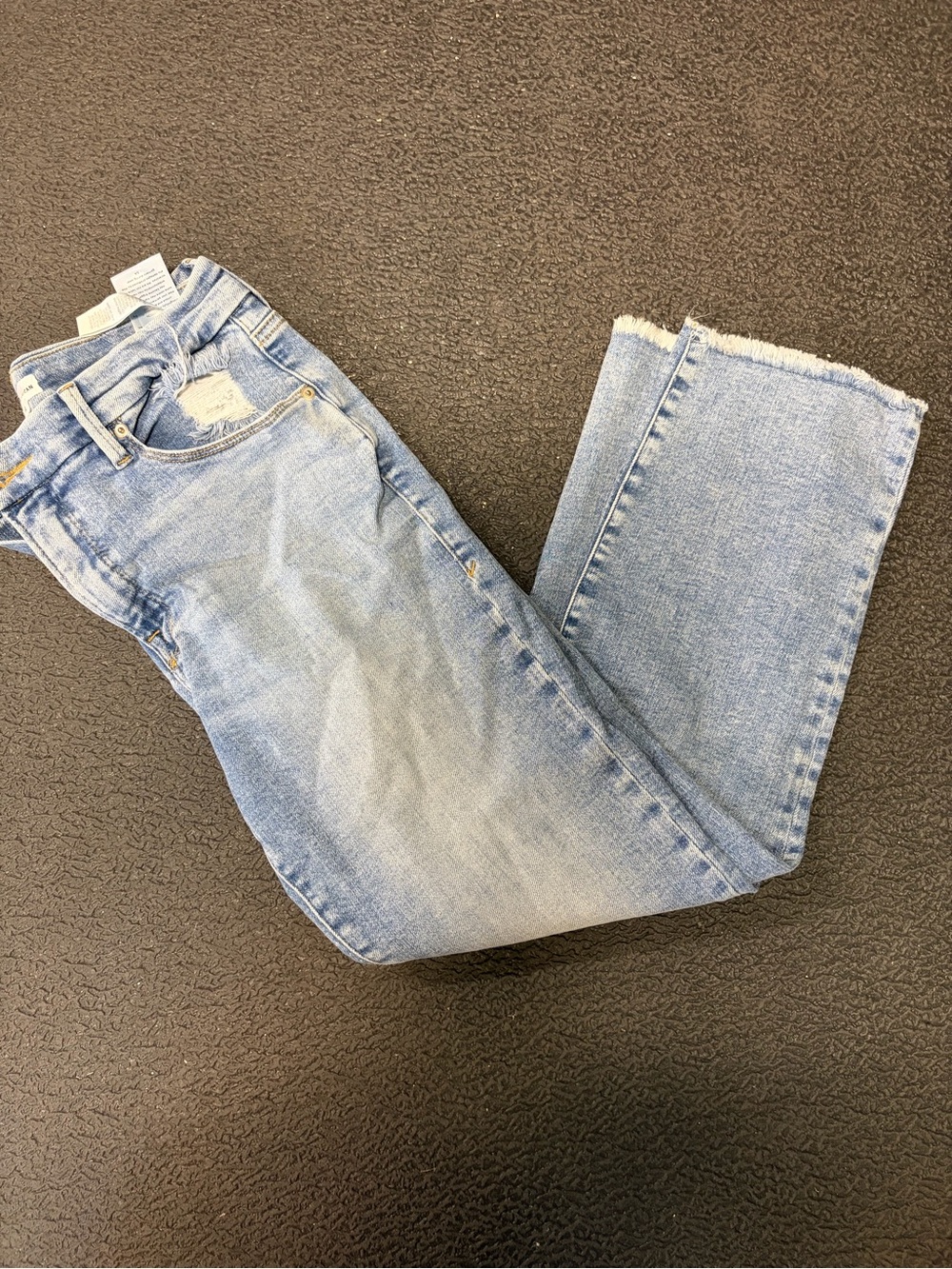 Light Wash Women’s Jeans - Casual Straight Leg